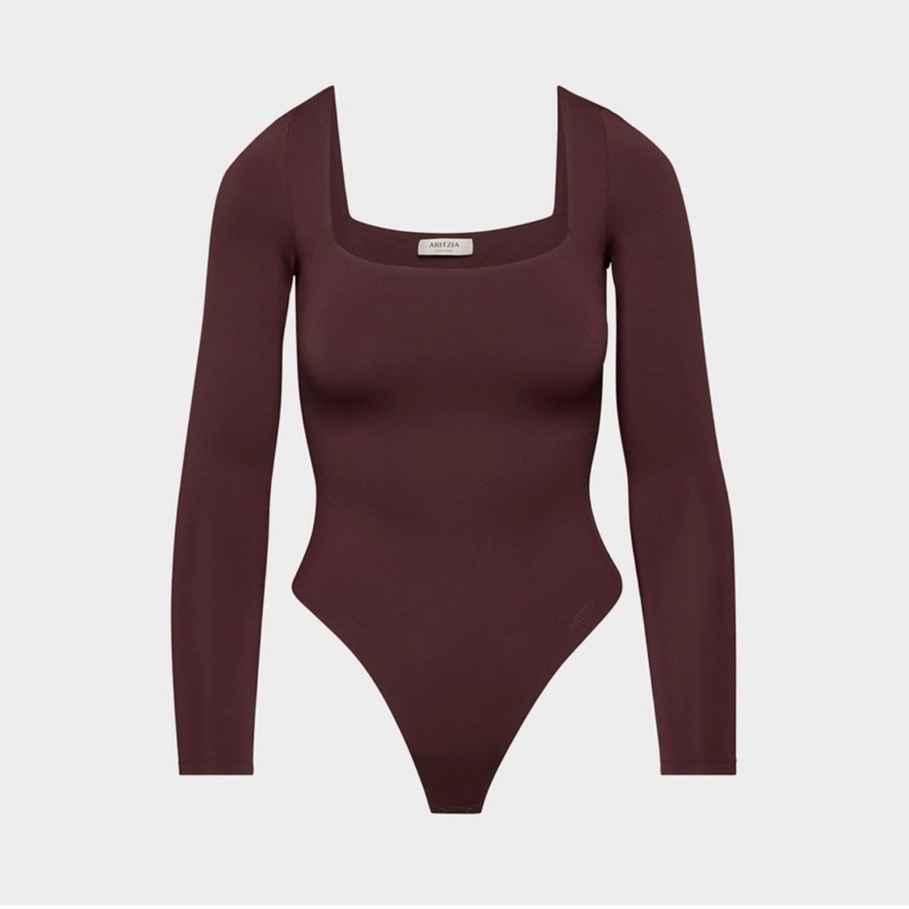Aritzia Babaton Contour Squareneck Bodysuit Sumac Burgundy Sculpt Knit Size M